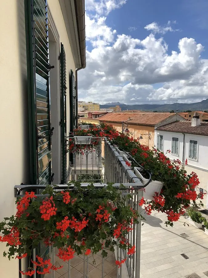 Le Residenze Del Centro Aparthotel Olbia