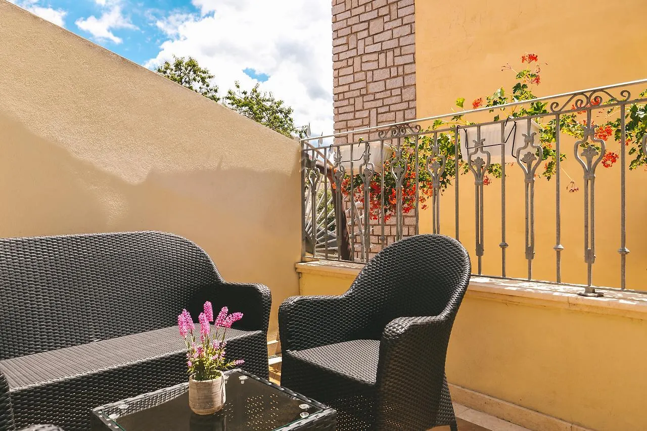 Le Residenze Del Centro Aparthotel Olbia